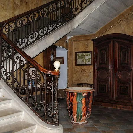 Vakantiehuis Chateau De Barral - Piscine Privee *
